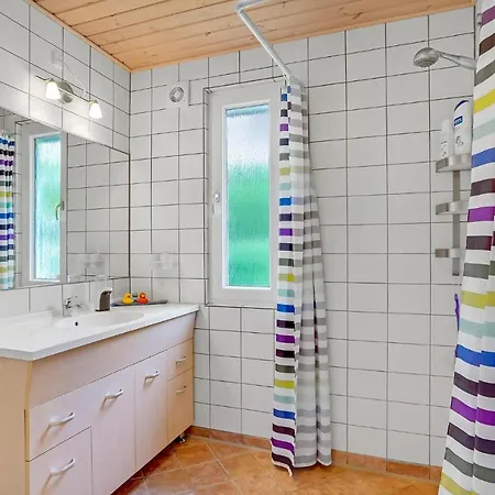 Holiday home Amazing In With Kitchen *