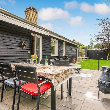 Stunning In With Wifi Hadsund