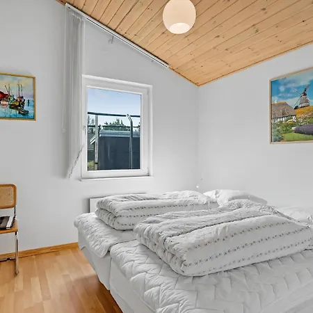 Amazing In With Kitchen